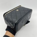 Chanel Vanity Caviar Black GHW