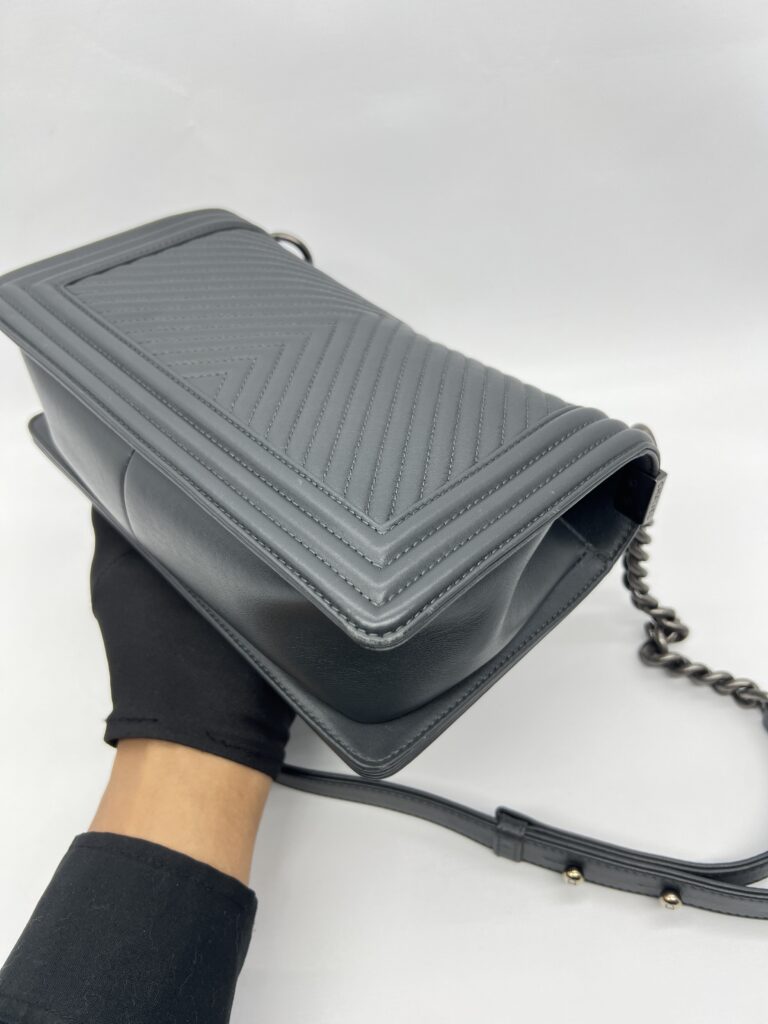 Chanel Boy 25 Chevron Grey RHW
