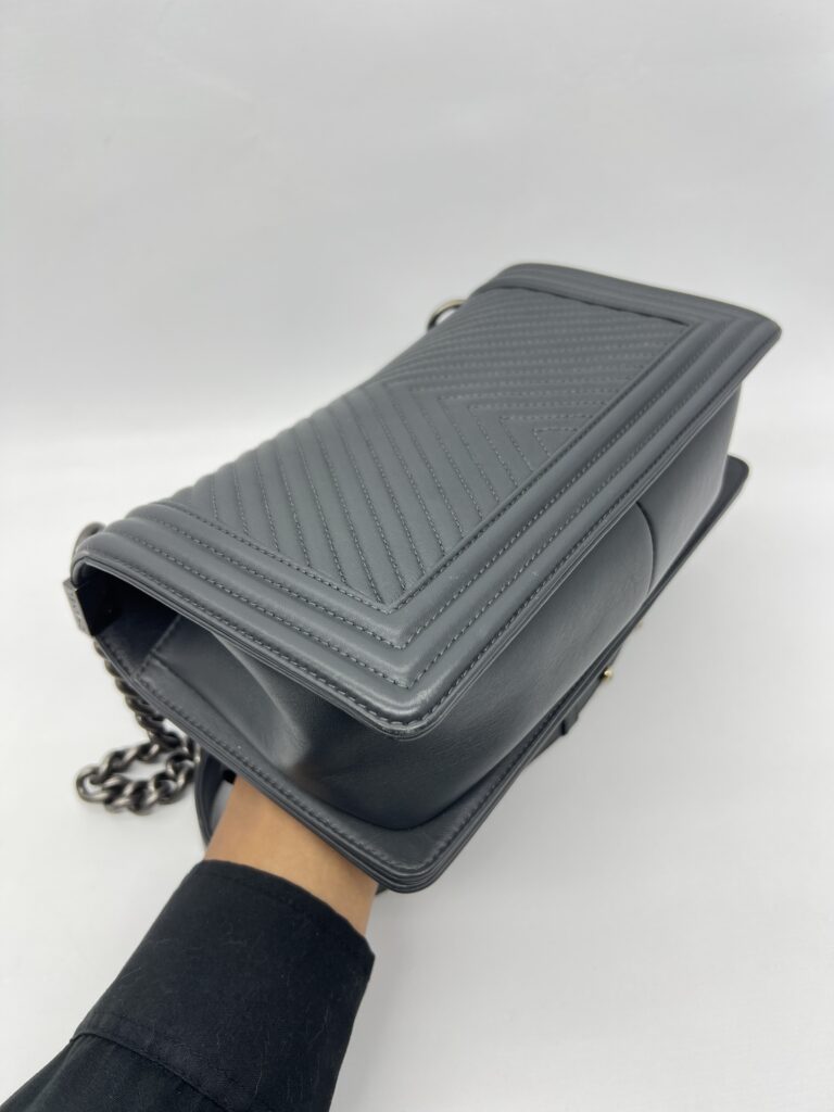 Chanel Boy 25 Chevron Grey RHW