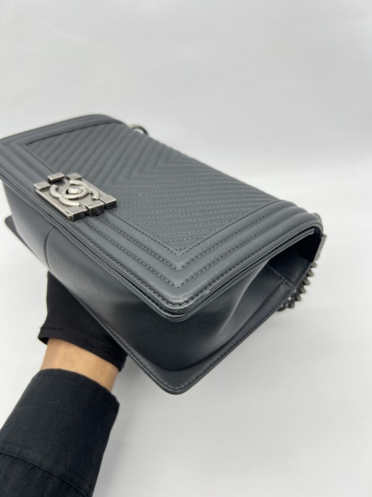 Chanel Boy 25 Chevron Grey RHW