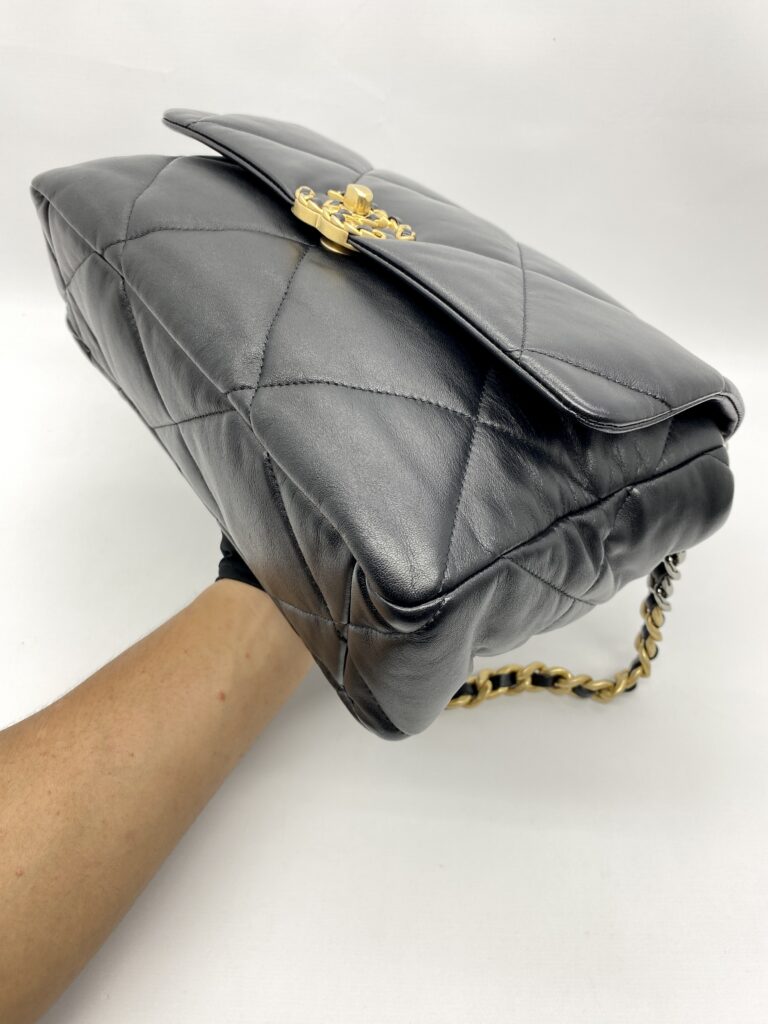 Chanel C19 Large Black