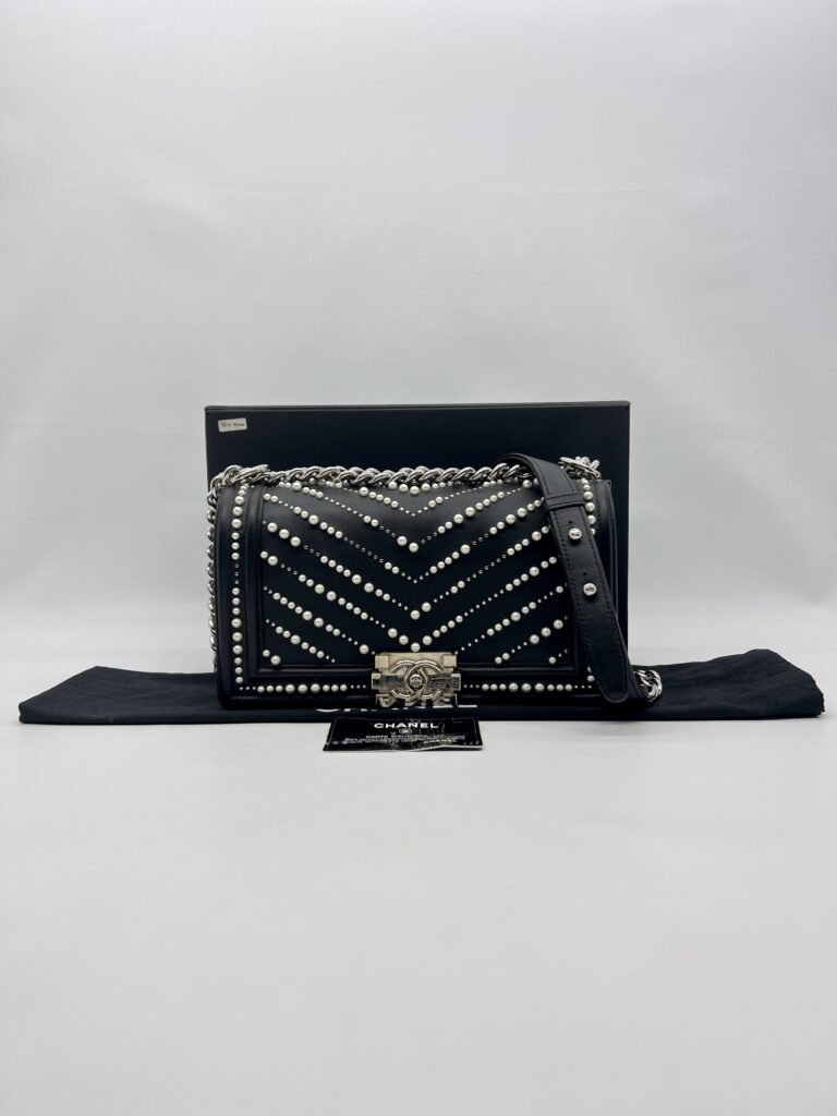 Chanel Boy 25 Lambskin Pearl Black SHW