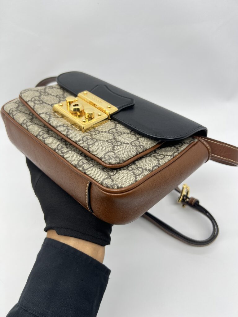 GUCCI Padlock Slingbag GG Supreme Brown Black GHW