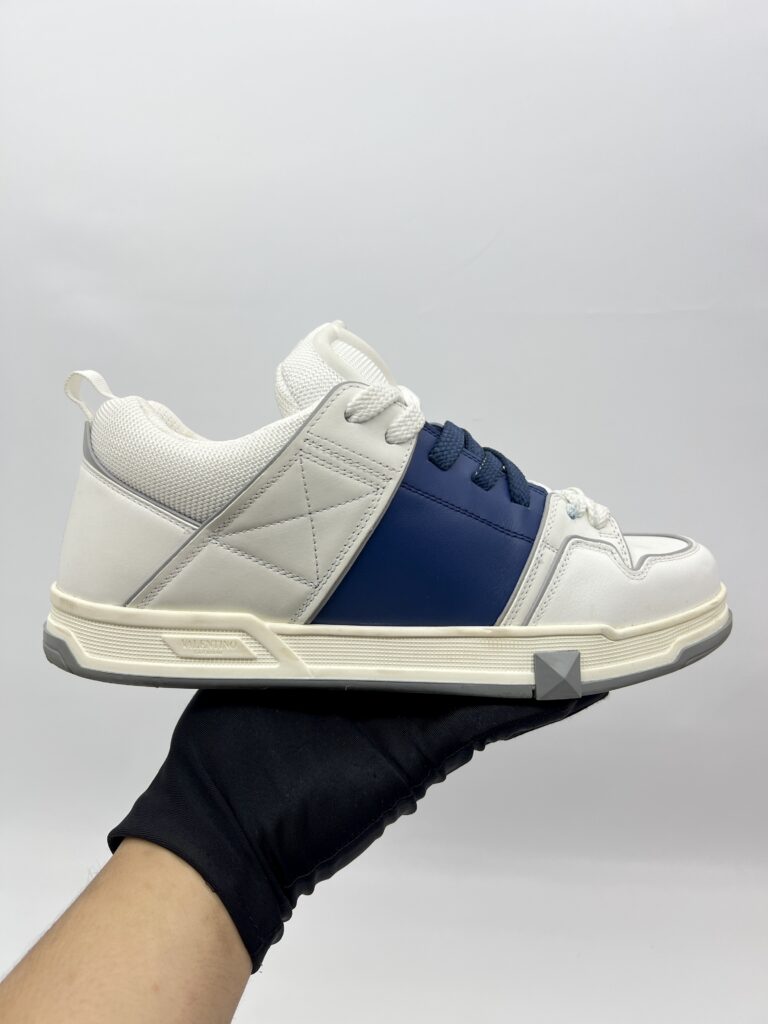Valentino V Logo Open Skate White Blue