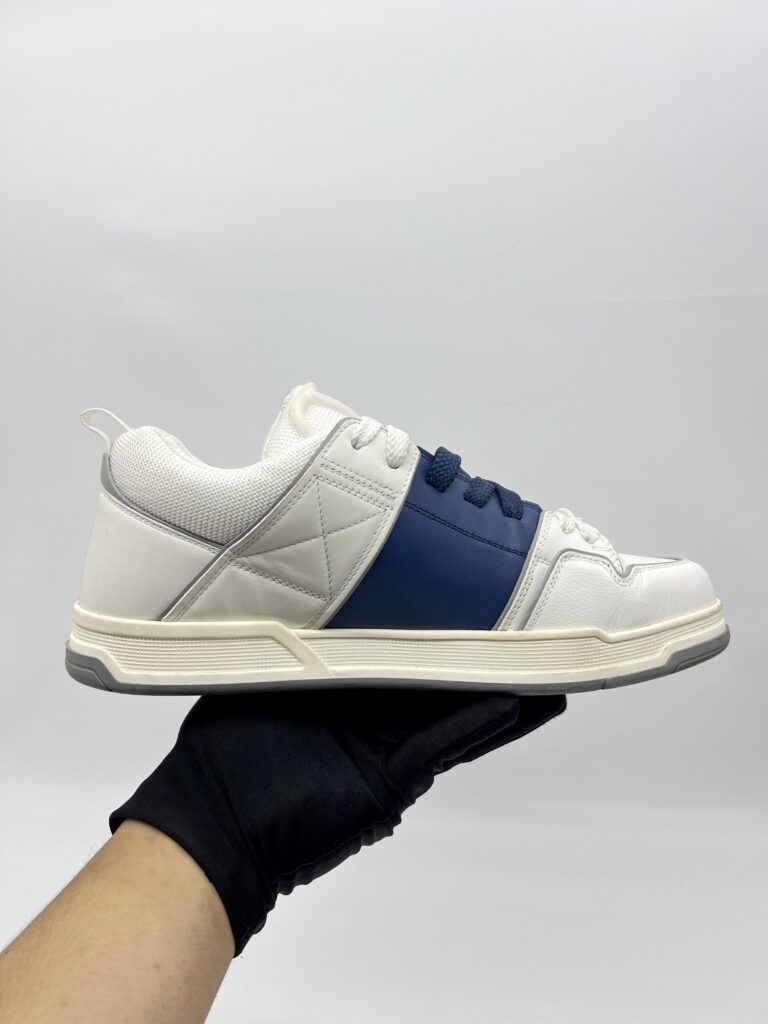 Valentino V Logo Open Skate White Blue