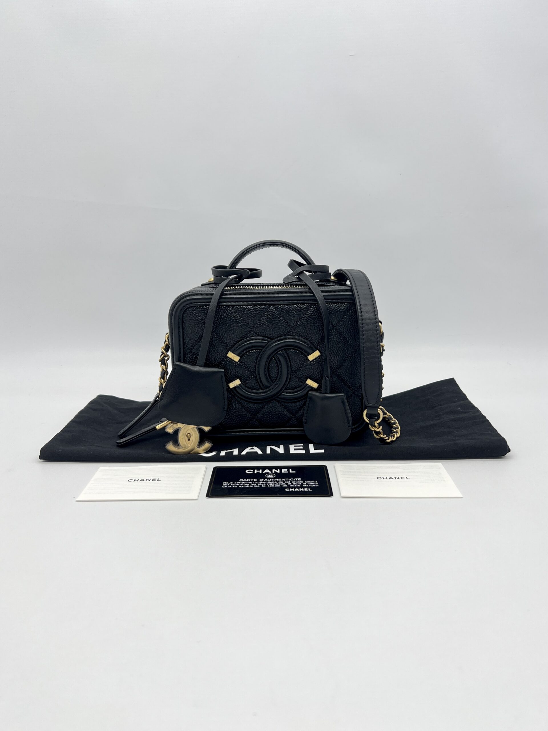 Chanel Vanity Case Top Handle Caviar Black GHW