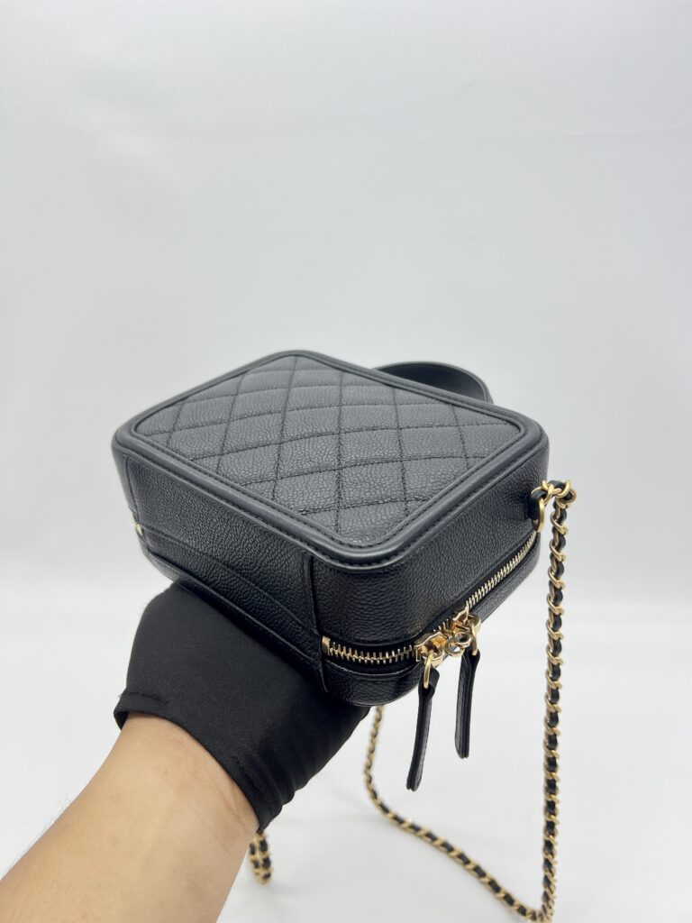 Chanel Vanity Case Top Handle Caviar Black GHW