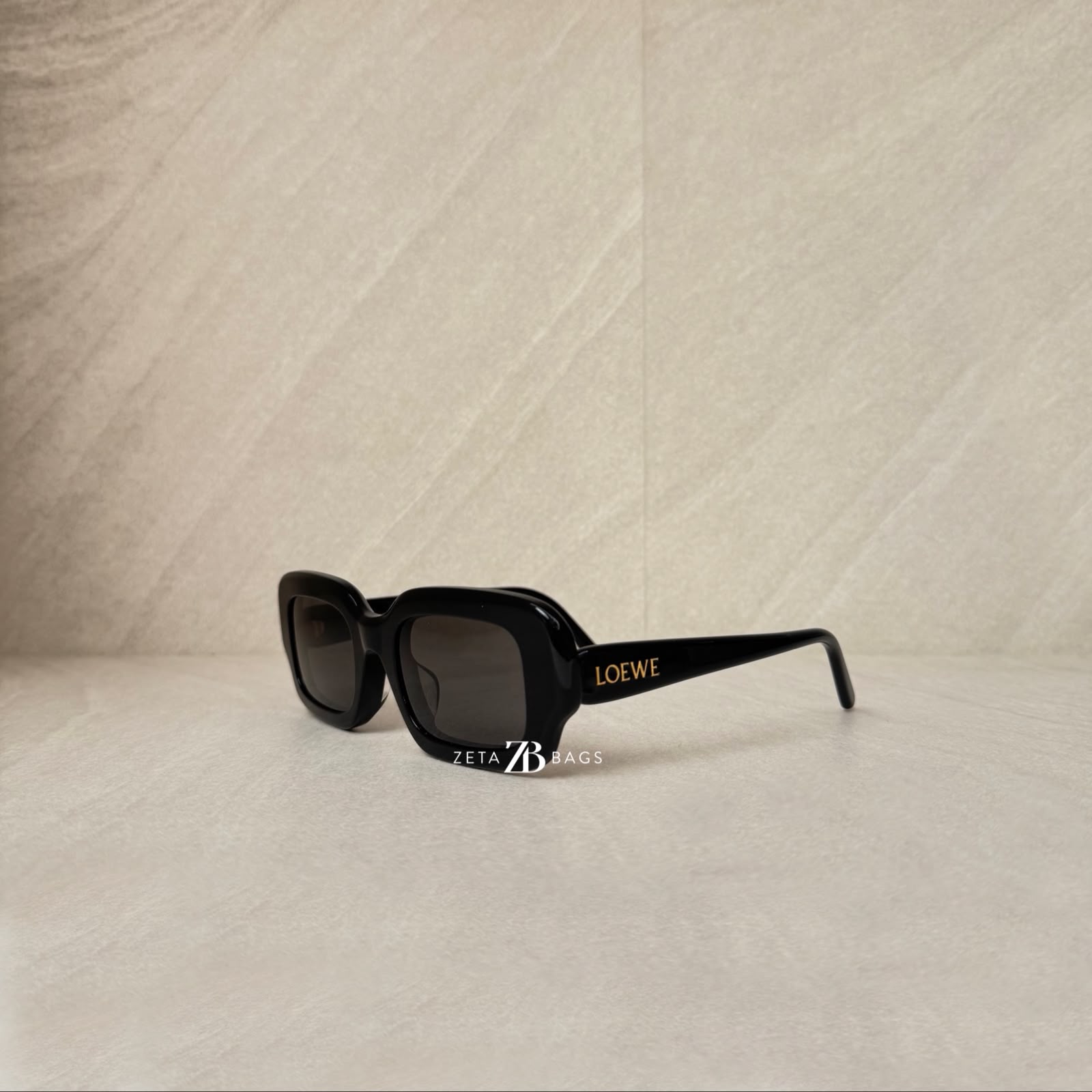 Loewe Sunglasses LW40158F Black