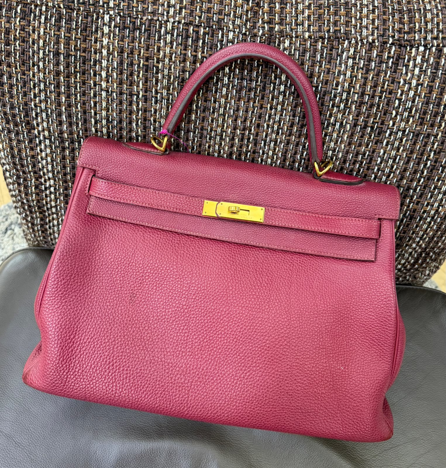 Hermes Kelly 35 Grenade Togo Gold Hardware
