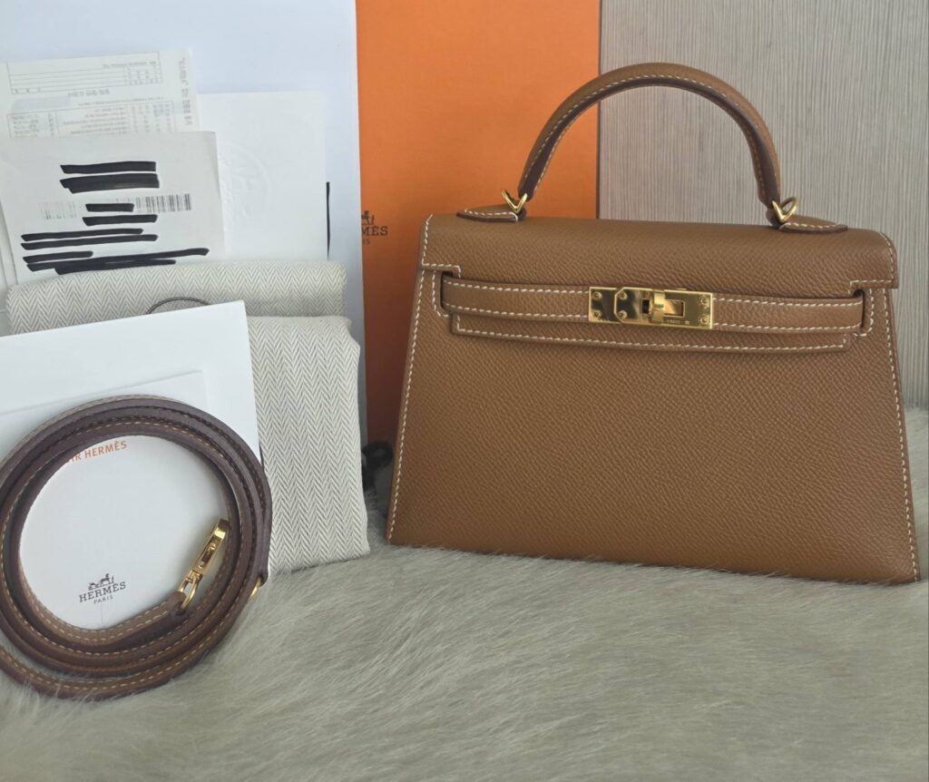 Hermes Kelly 20 Gold GHW Epsom