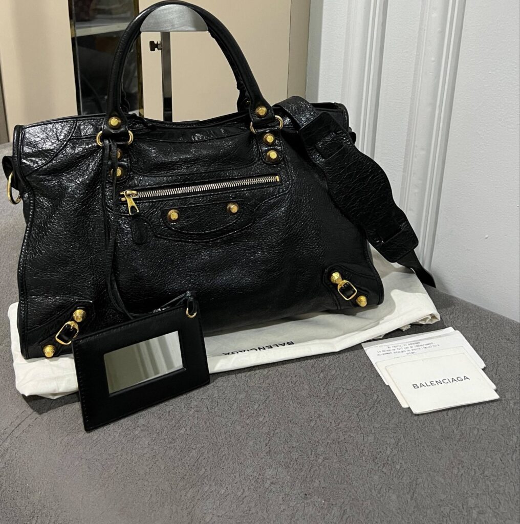 Balenciaga Regular Classic City Black GHW