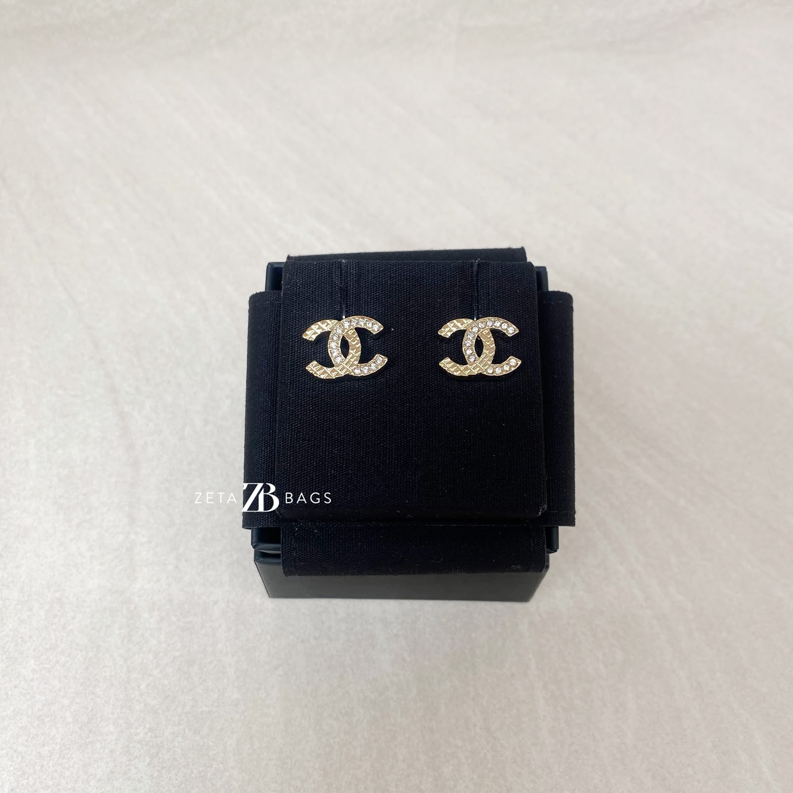 Chanel CC Crystal Earings Light Gold