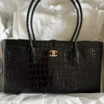 Chanel tote Executive Croco Black GHW