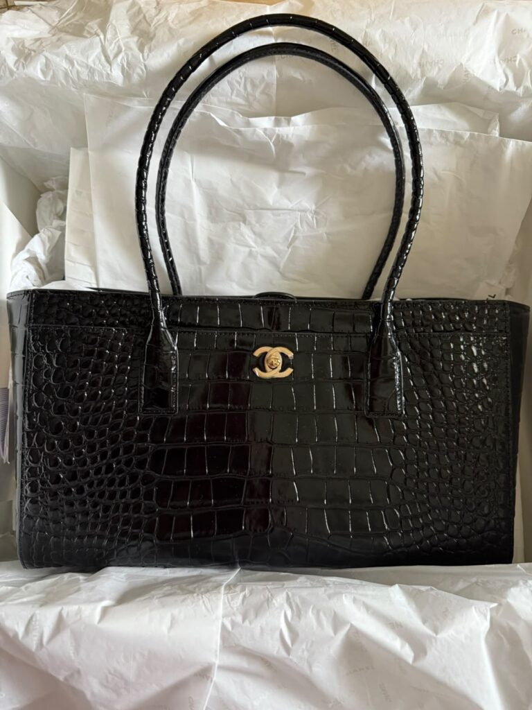 Chanel tote Executive Croco Black GHW