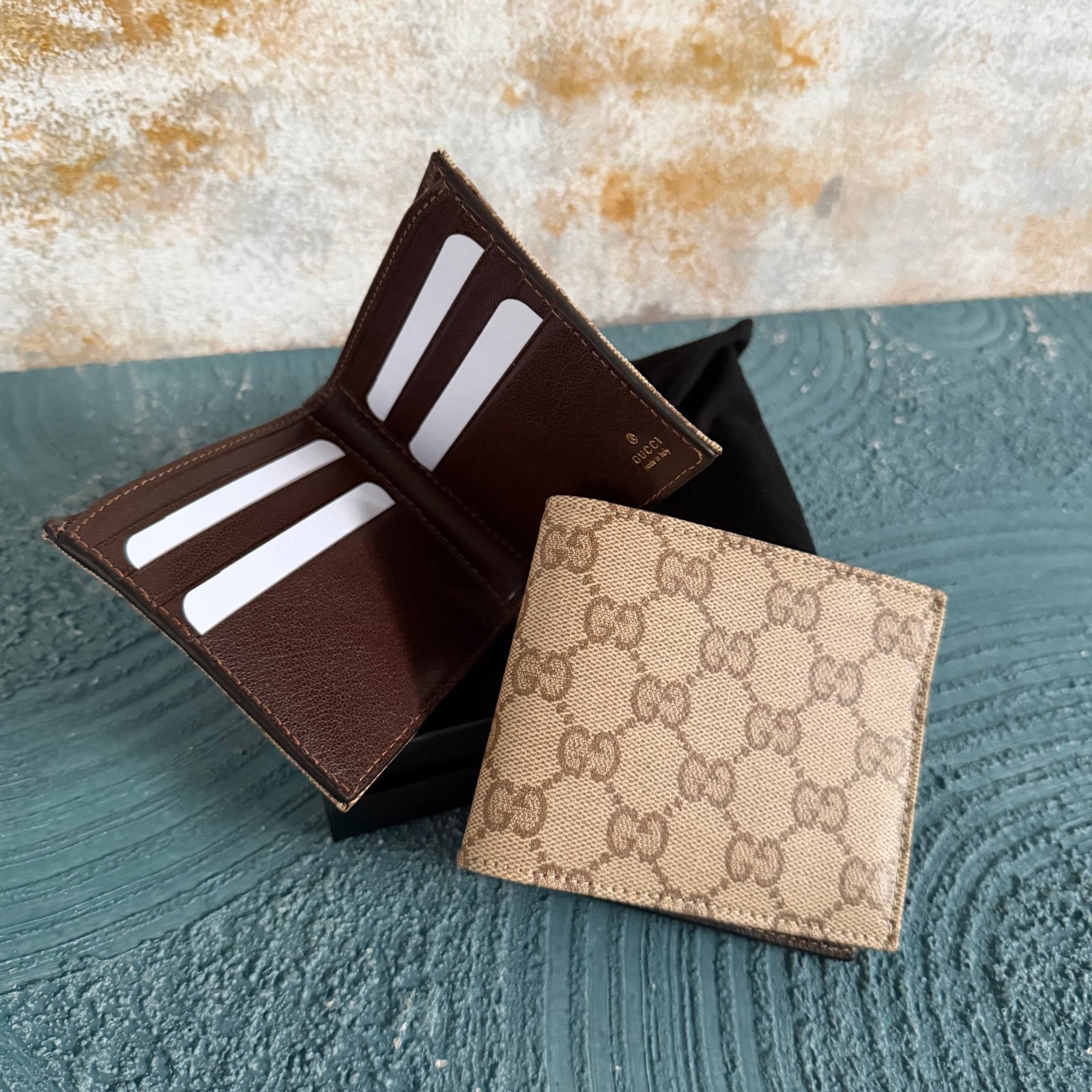 Gucci GG Bifold Wallet All Over Logo Brown
