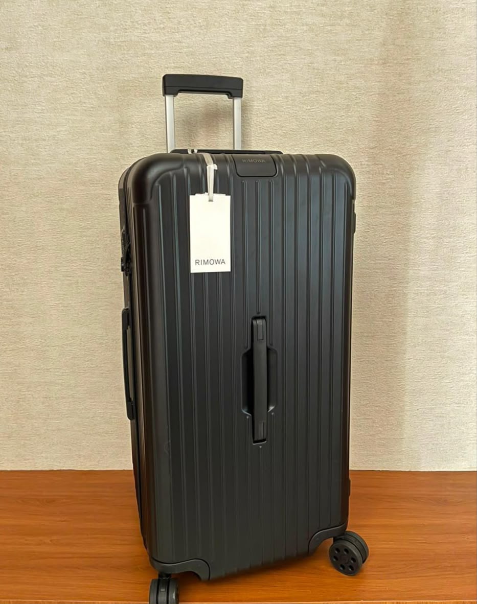Rimowa Trunk Black Matte