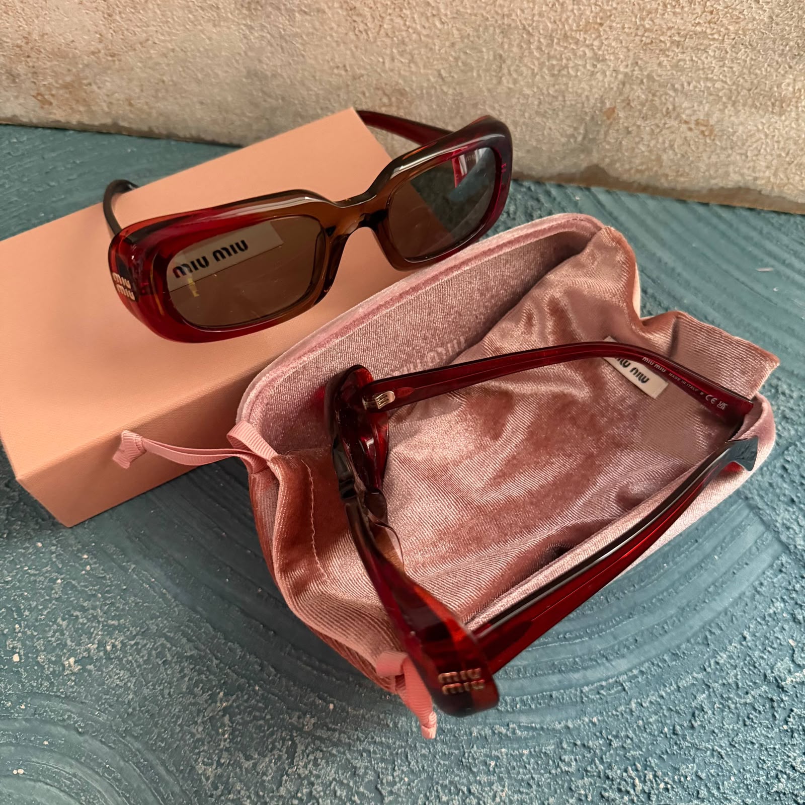 Miu Miu Rectangle Side Sunglasses Bordeaux – Dark Grey