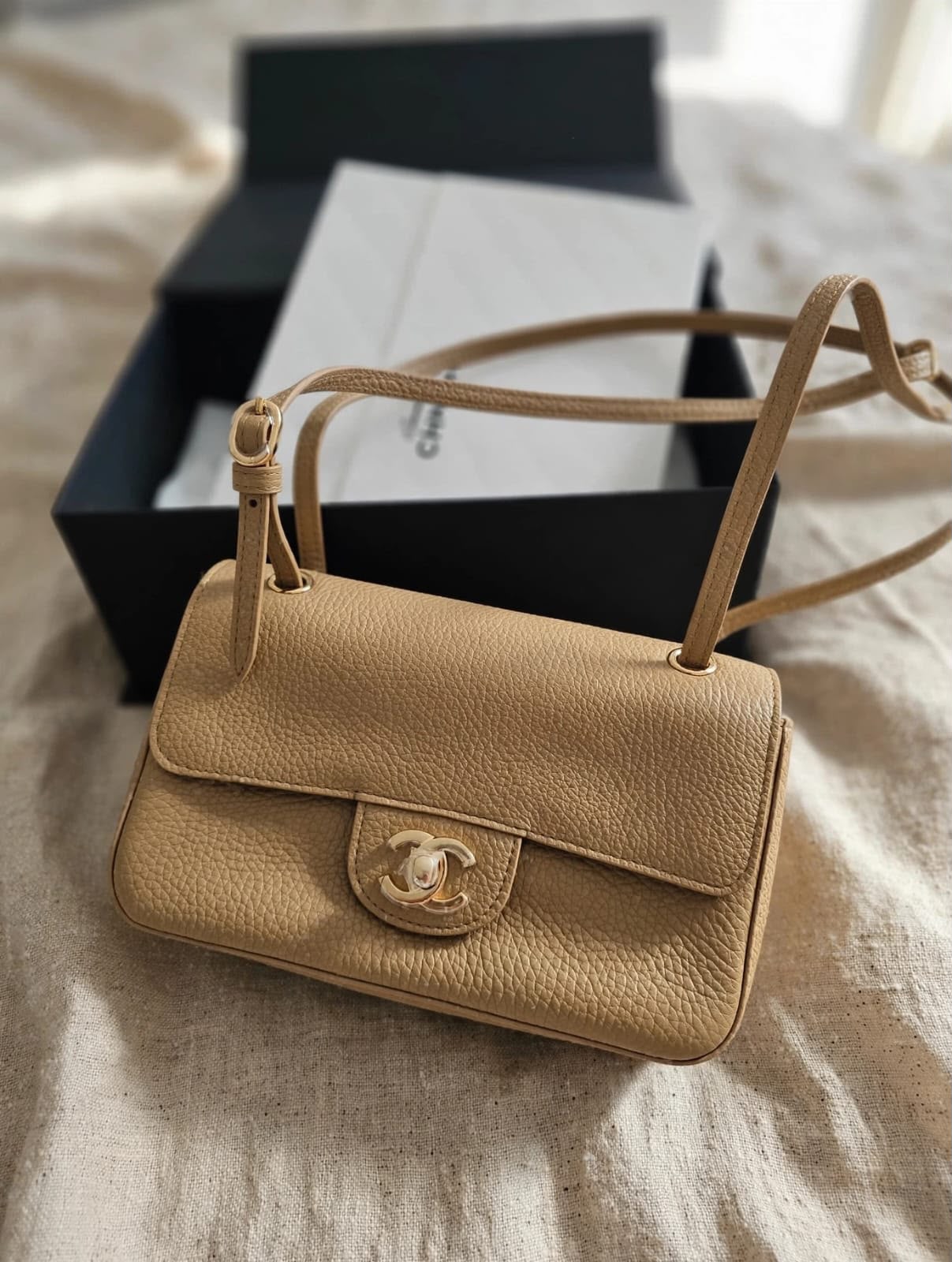 Chanel Maxi Mini Flap Beige GHW