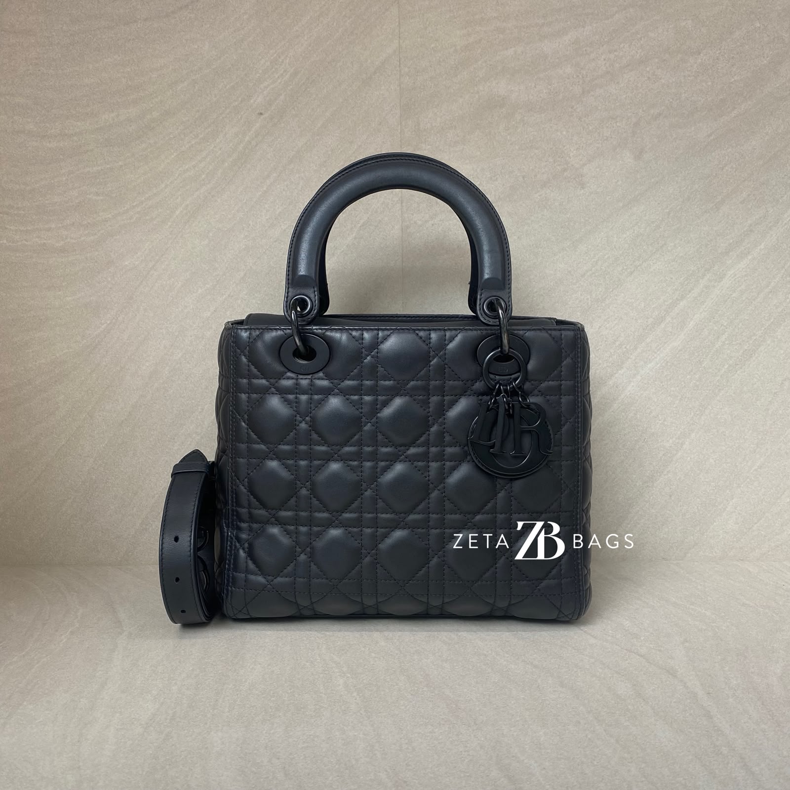 Dior Lady Dior Medium So Black