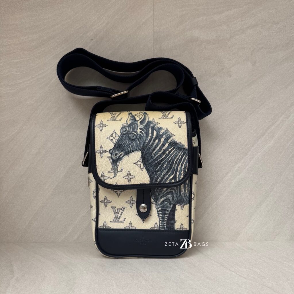 Louis Vuitton Savane Monogram Zebra Chapman White SHW
