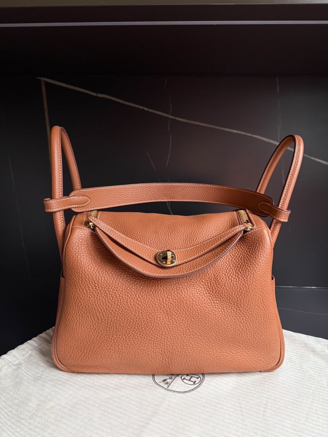 Hermes Lindy 30 Gold Clemence GHW