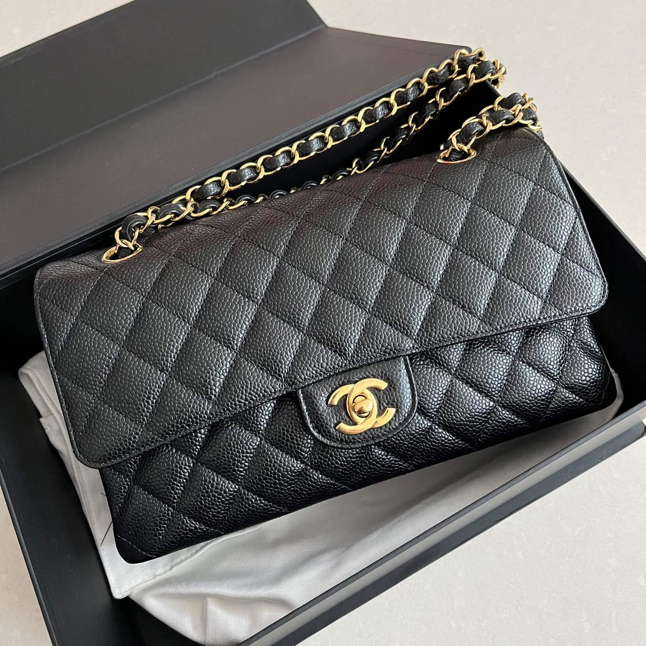 Chanel Medium Classic Black Caviar GHW