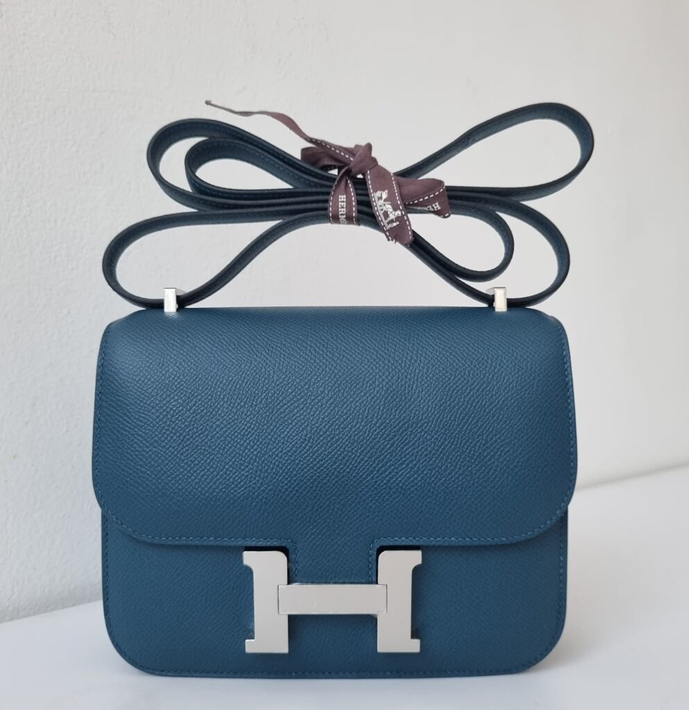 Hermes Constance 18-1 Blue Colvert Epsom PHW