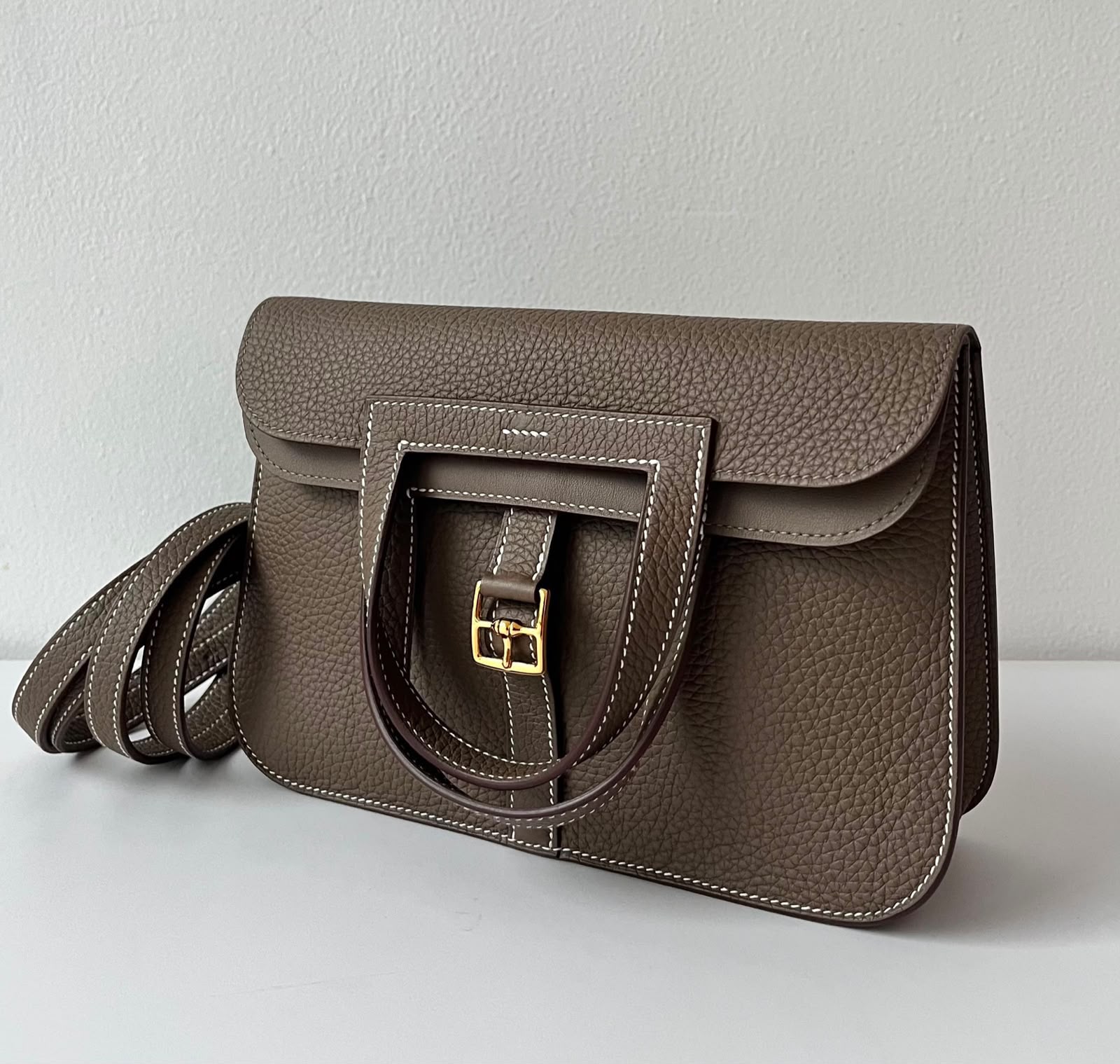 Hermes Halzan 25 Etoupe Clemence GHW
