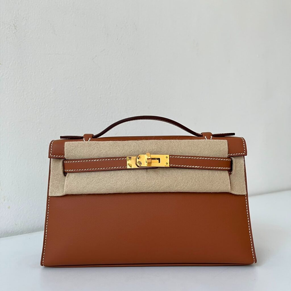Hermes Kelly Pochette Gold GHW