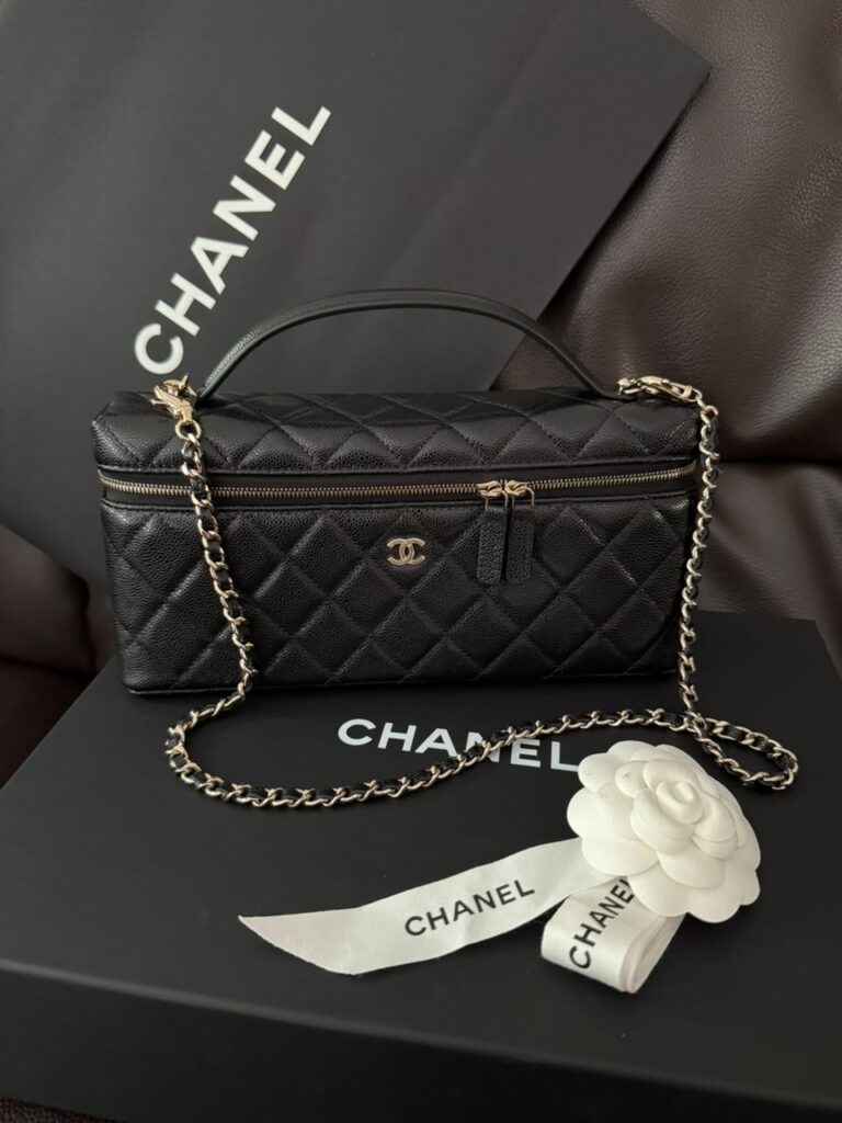 Chanel Long Vanity in Black Caviar GHW