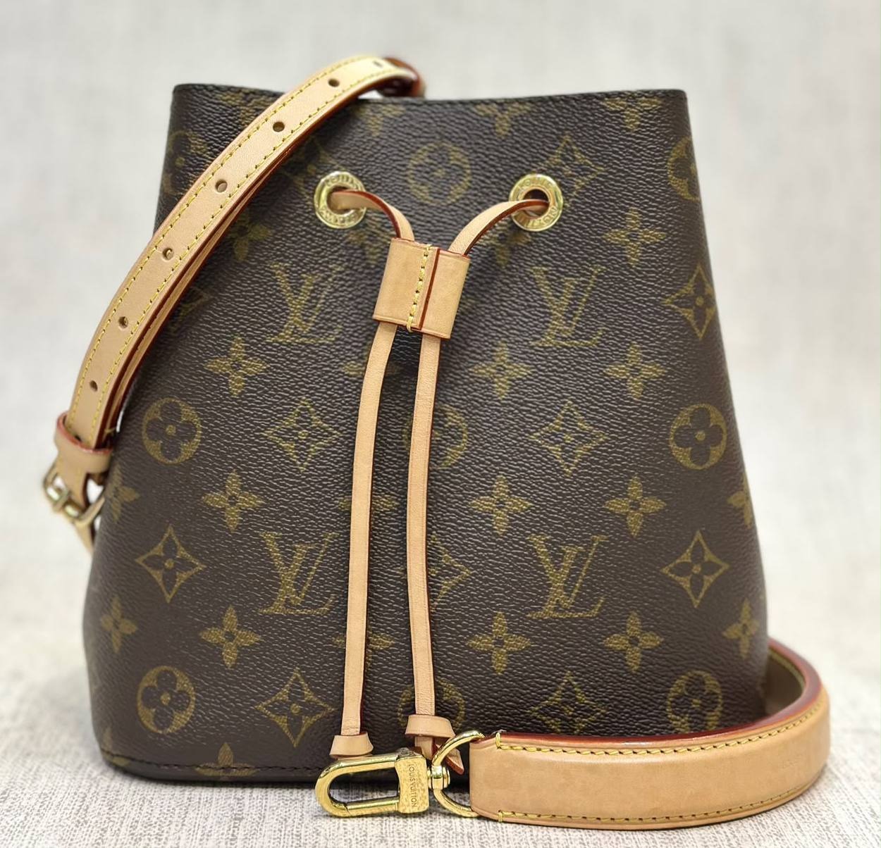 Louis Vuitton BB NeoNoé Monogram