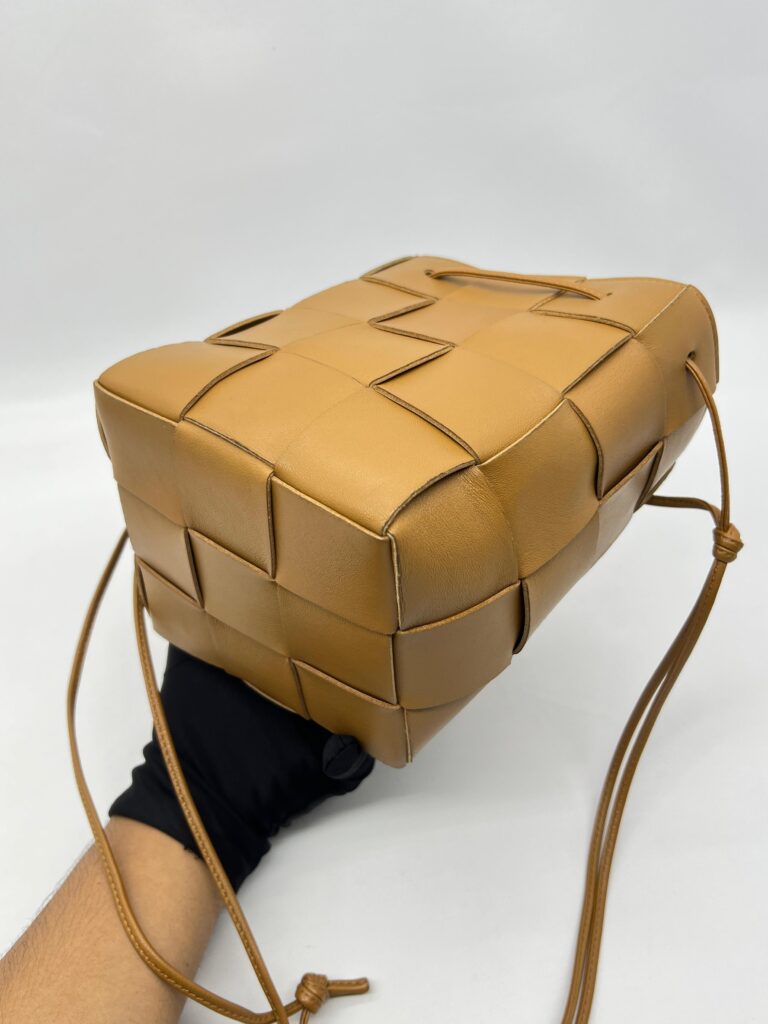 Bottega Veneta Small Cassette Buchet Camel
