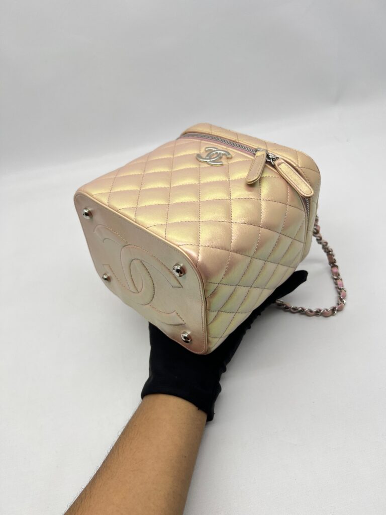 Chanel Vanity Case Iridescent Calfskin Pink Small SHW