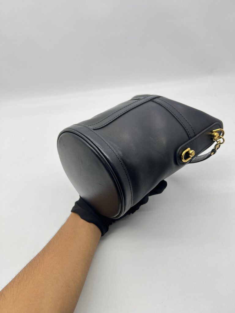 Louis Vuitton Duffle Bucket Noir