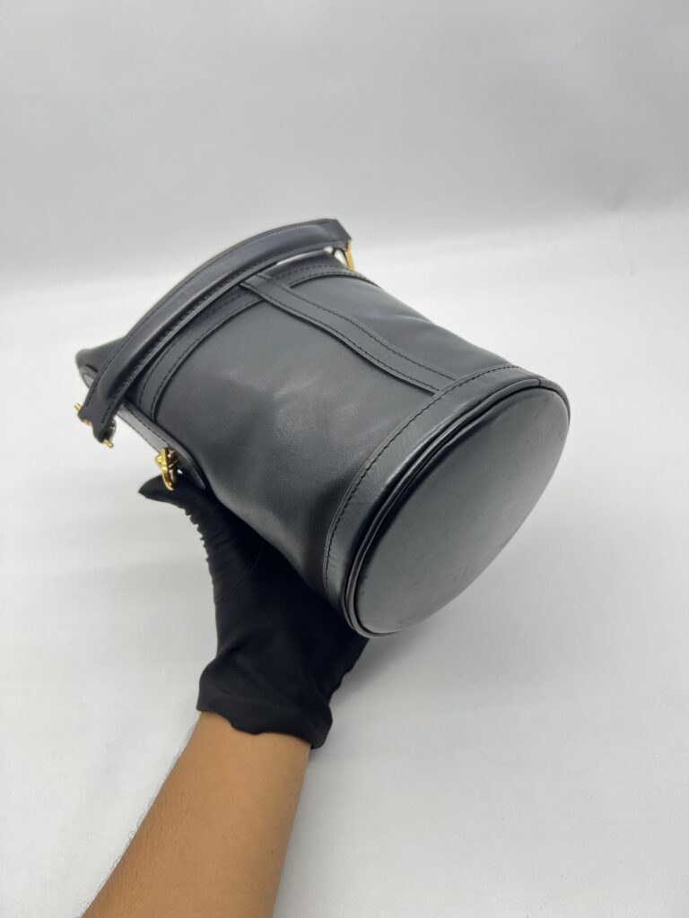 Louis Vuitton Duffle Bucket Noir