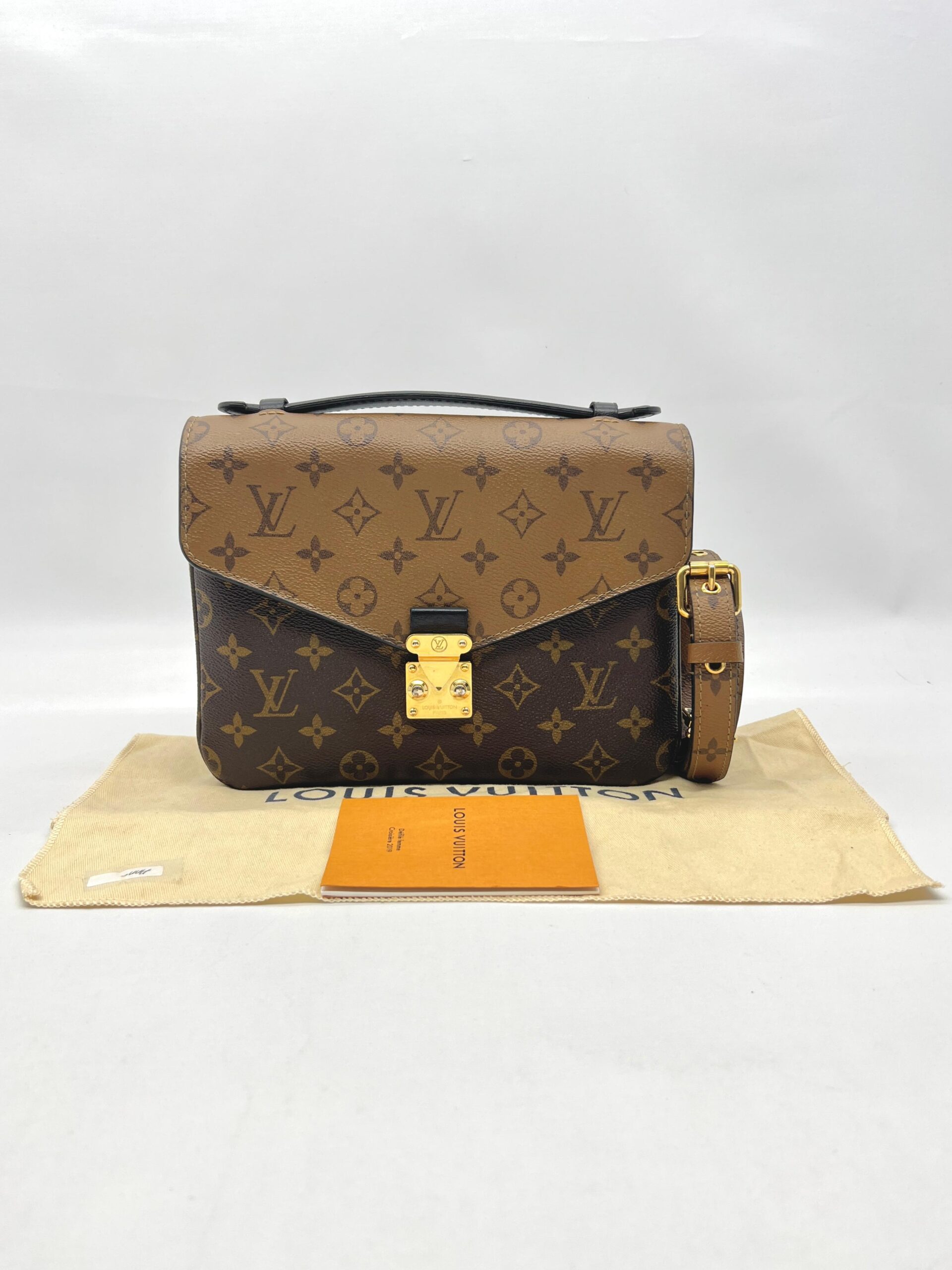 Louis Vuitton Metis Monogram Reverse