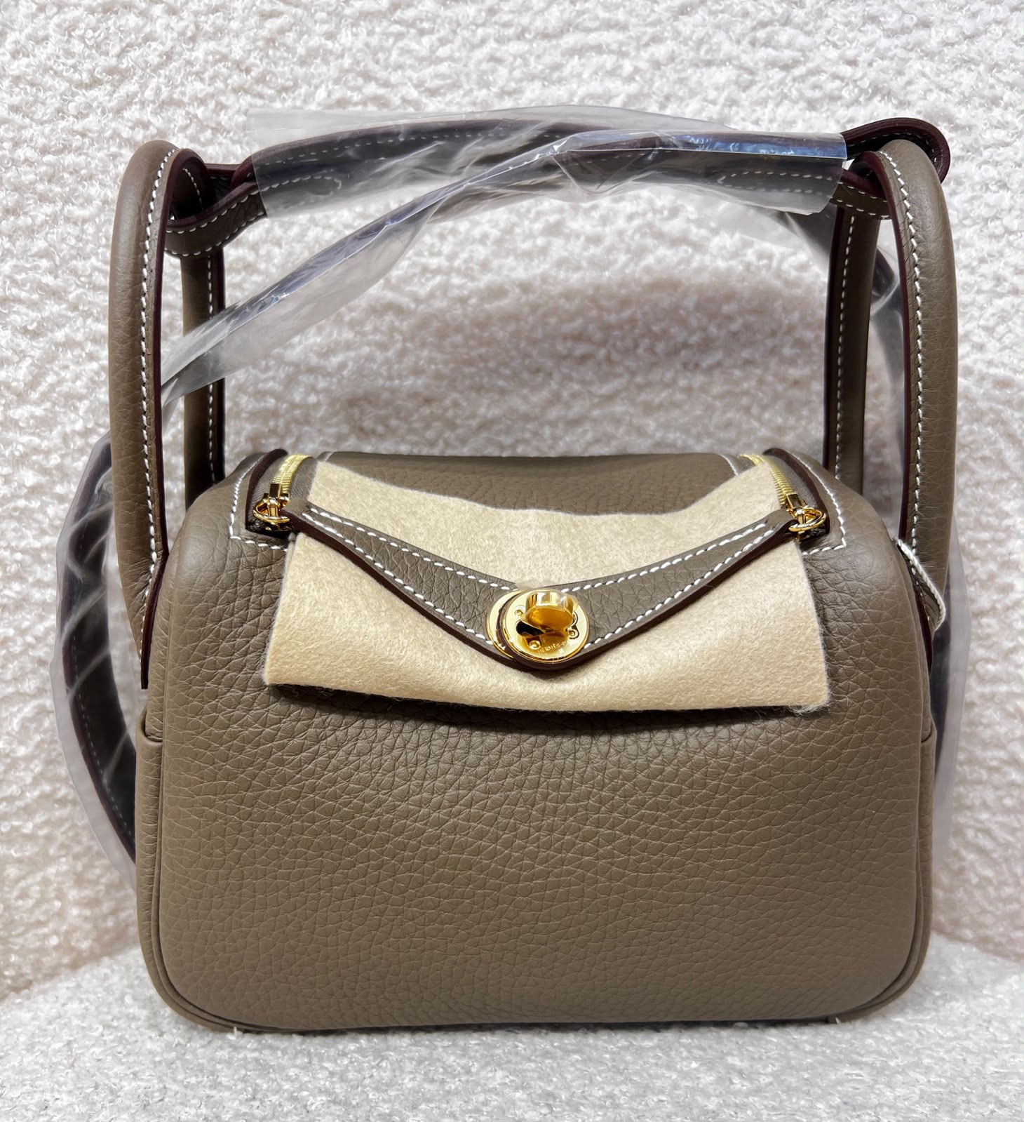 Hermes Mini Lindy Etoupe Clemence GHW