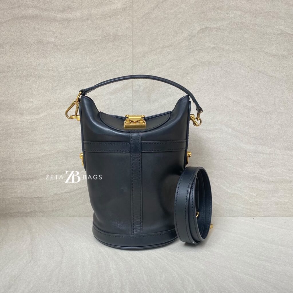 Louis Vuitton Duffle Bucket Noir