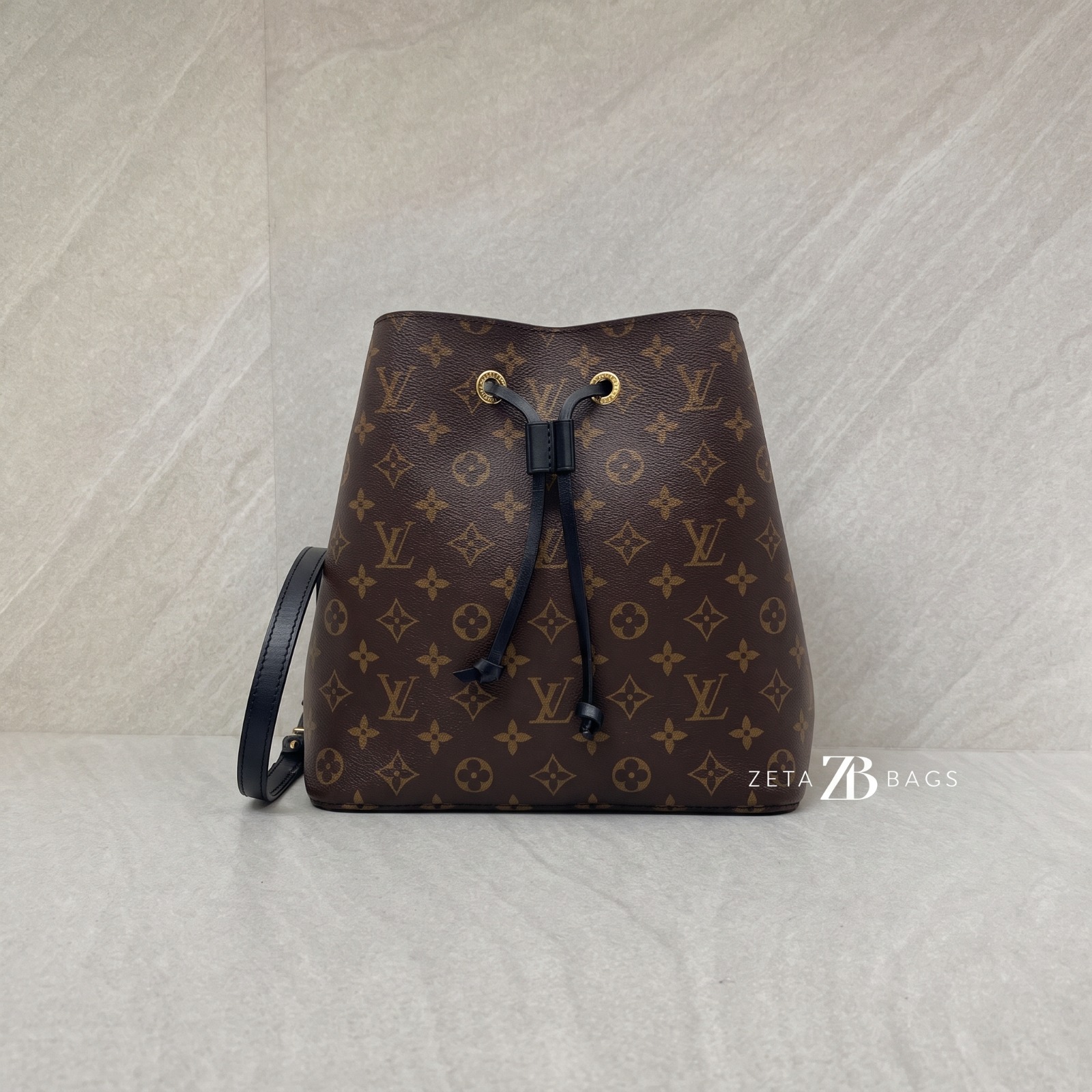 Louis Vuitton Neo Noe MM Monogram Noir GHW